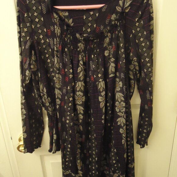 Gudrun Sjoden- Stretchy Purple Dress, Top is Medium, Skirt is Small. - Picture 8 of 13